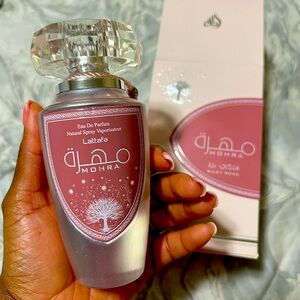 Women Lattafa Mohra Silky Rose Perfume